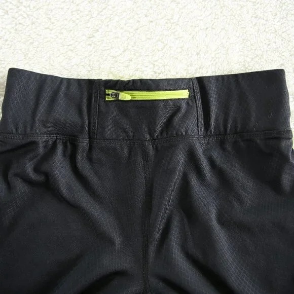 Under Armour Capri Leggings Size medium - Picture 6 of 6